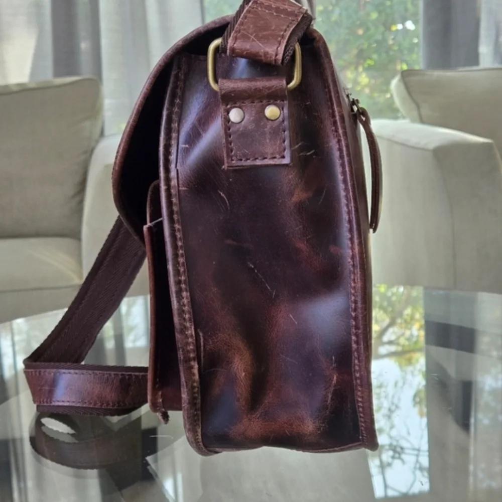 Western Rugged Distressed Grunge Brown Leather Boho Cowboy Messenger Utility Bag
